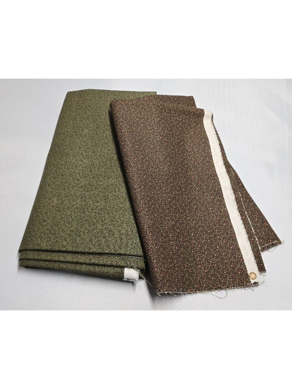 KT Brown & Green Cotton Fabric Quilting Design 2 Pieces